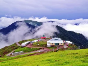 Pir Chinasi tour from Islamabad – mountain viewpoint in Azad Kashmir