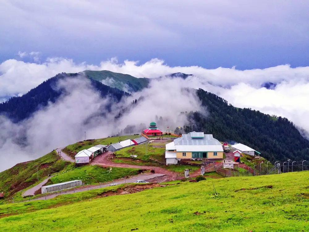 Guided 01 Day Pir Chinasi High-Altitude Ridge, Ziyarat, and Bonfire Expedition from Islamabad - Step Travel and Tours